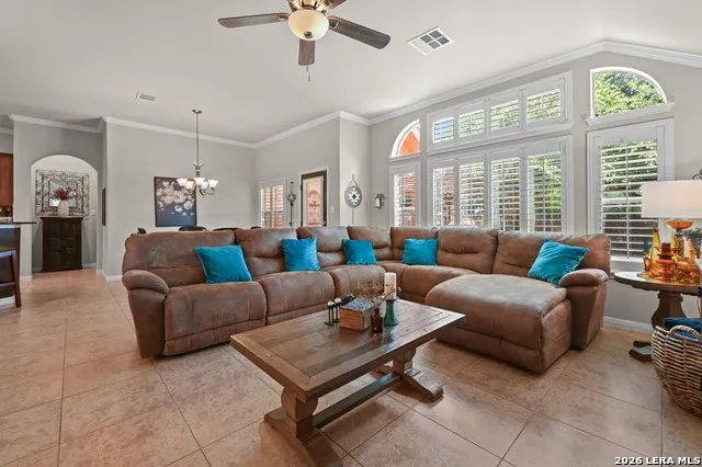 114 DRURY LN Austin, TX 78737