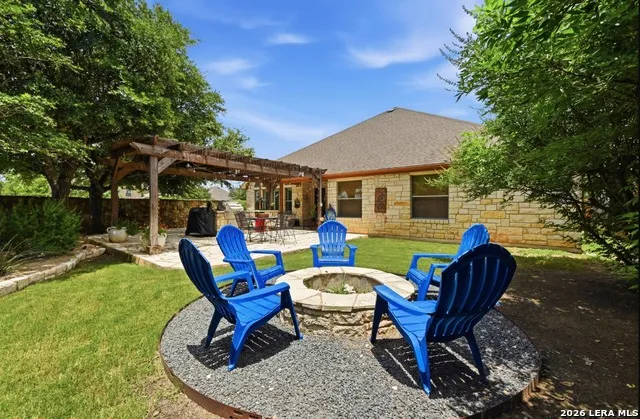 114 DRURY LN Austin, TX 78737
