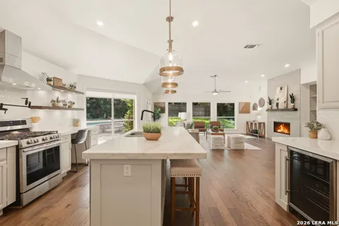 24 Inwood Mnr
