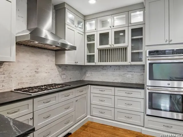 310 Castano Avenue Alamo Heights, TX 78209