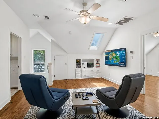310 Castano Avenue Alamo Heights, TX 78209