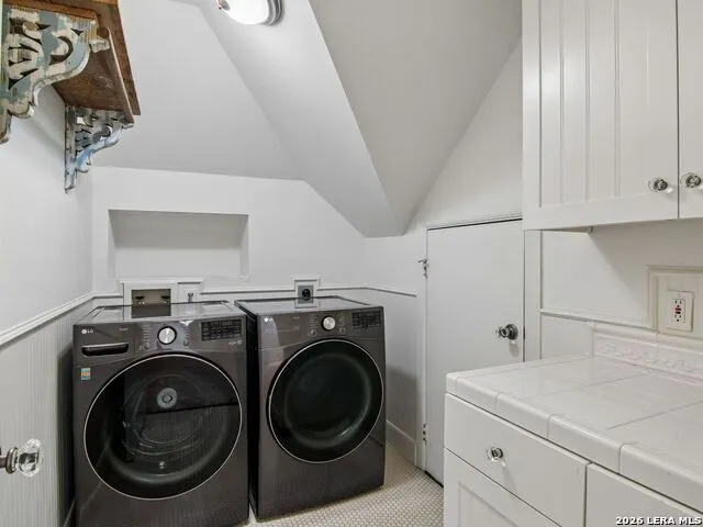 310 Castano Avenue Alamo Heights, TX 78209