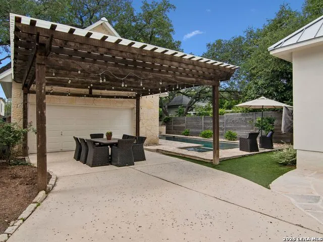 310 Castano Avenue Alamo Heights, TX 78209