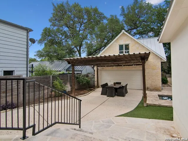310 Castano Avenue Alamo Heights, TX 78209