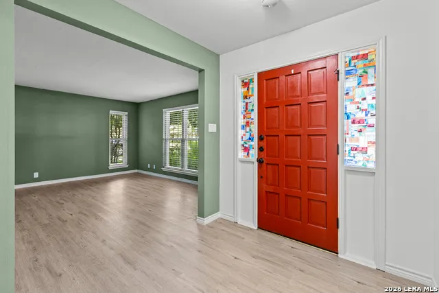 2831 Peppermill Run San Antonio, TX 78231