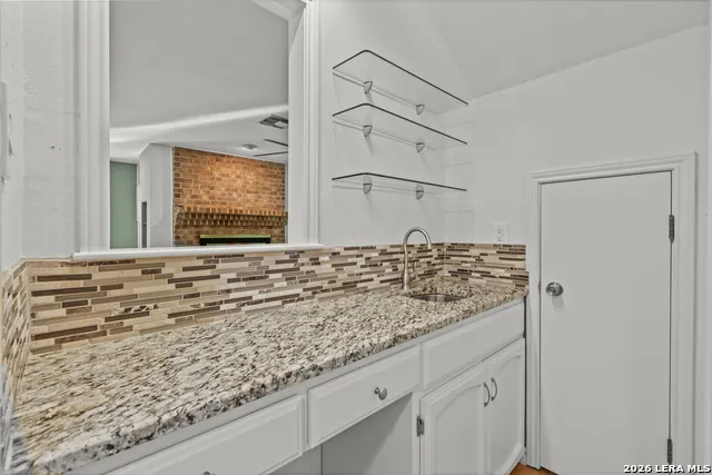 2831 Peppermill Run San Antonio, TX 78231