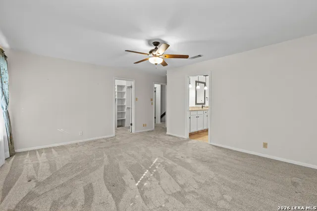 2831 Peppermill Run San Antonio, TX 78231