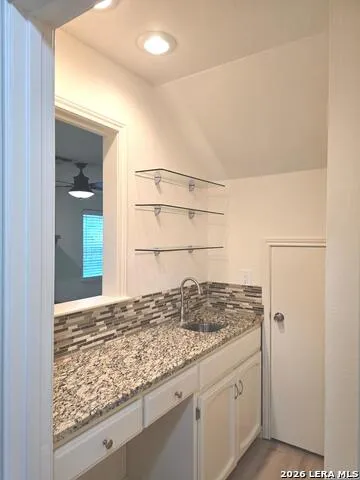 2831 Peppermill Run San Antonio, TX 78231