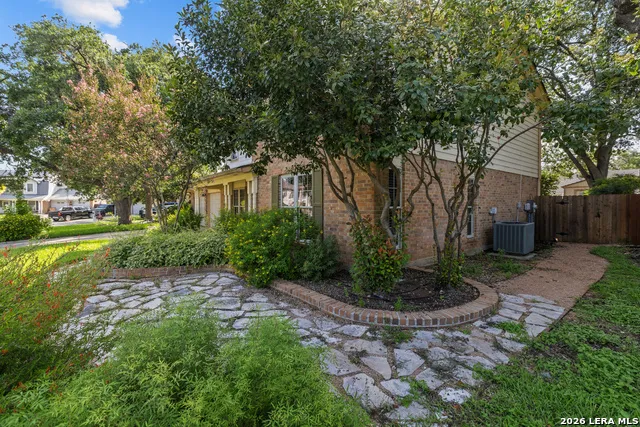 2831 Peppermill Run San Antonio, TX 78231