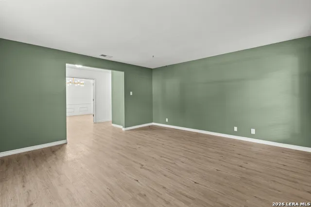 2831 Peppermill Run San Antonio, TX 78231