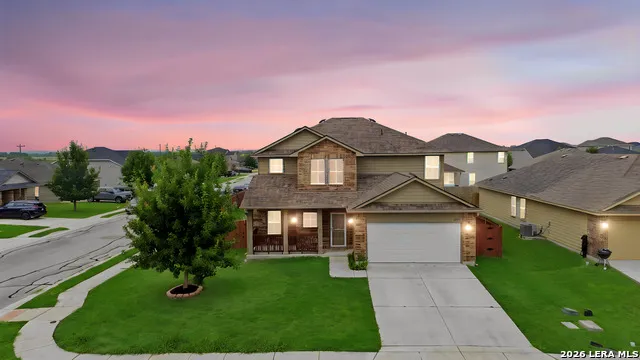 1649 W Nolte Farms Seguin, TX 78155