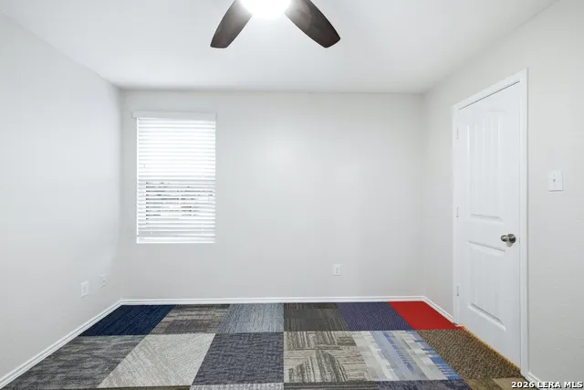 1649 W Nolte Farms Seguin, TX 78155