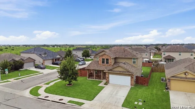 1649 W Nolte Farms Seguin, TX 78155