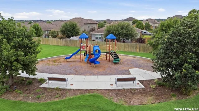 1649 W Nolte Farms Seguin, TX 78155