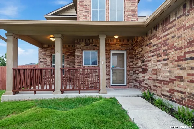 1649 W Nolte Farms Seguin, TX 78155