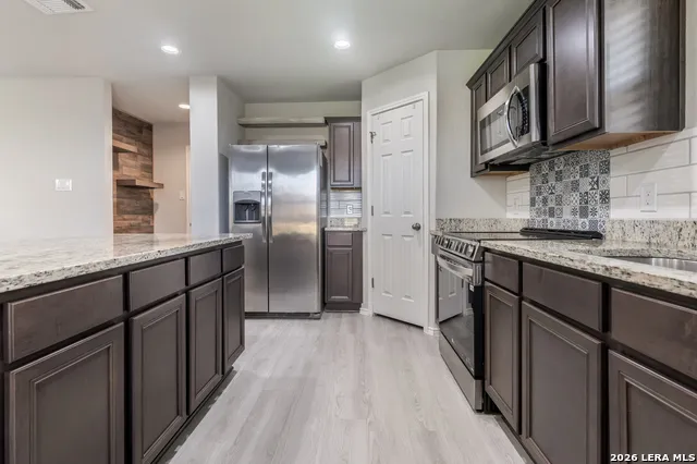 13139 HEATHERS ARROW St Hedwig, TX 78152