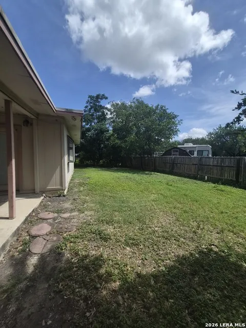 2406 ROSEVILLE ST San Antonio, TX 78219