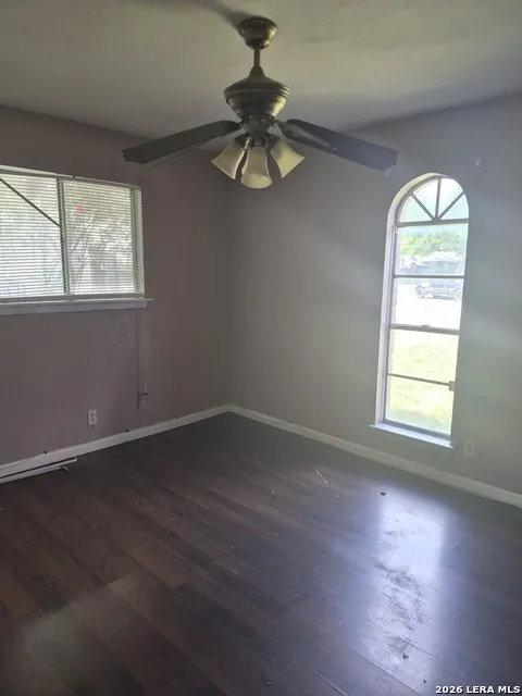 2406 ROSEVILLE ST San Antonio, TX 78219