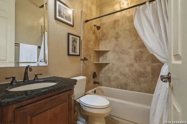 24003 Fog Cyn San Antonio, TX 78258
