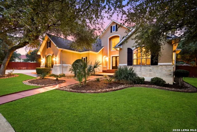 24003 Fog Cyn San Antonio, TX 78258