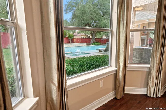 24003 Fog Cyn San Antonio, TX 78258