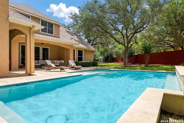 24003 Fog Cyn San Antonio, TX 78258
