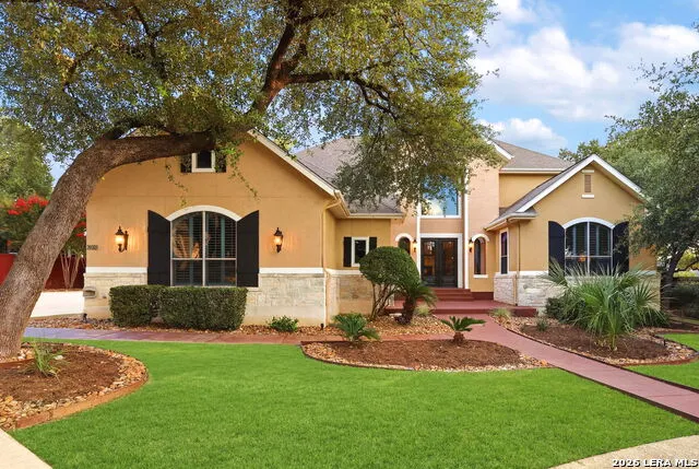 24003 Fog Cyn San Antonio, TX 78258