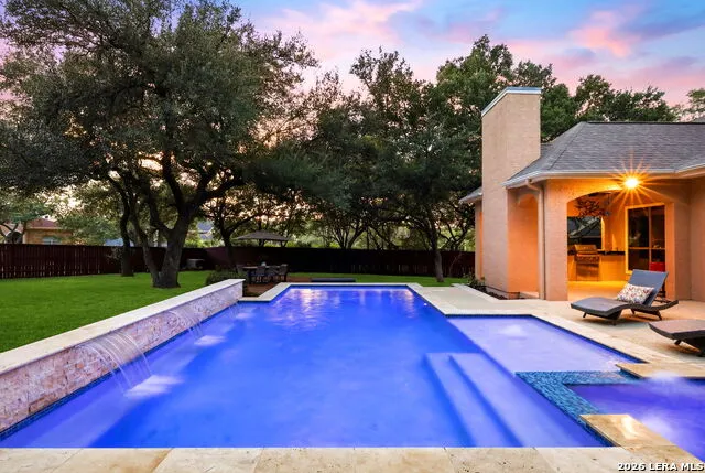 24003 Fog Cyn San Antonio, TX 78258