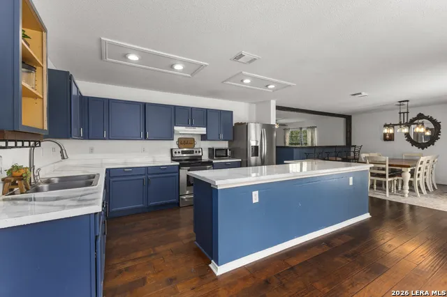 3406 Sunnydell Drive San Antonio, TX 78253