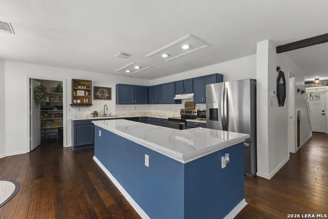 3406 Sunnydell Drive San Antonio, TX 78253