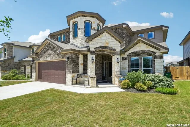 2564 Ayers Dr Seguin, TX 78155