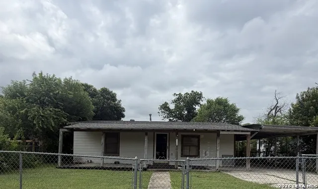 1210 W GERALD AVE San Antonio, TX 78211