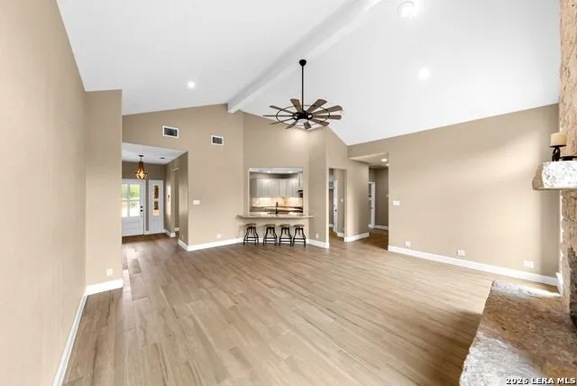 147 Rambling Trl La Vernia, TX 78121