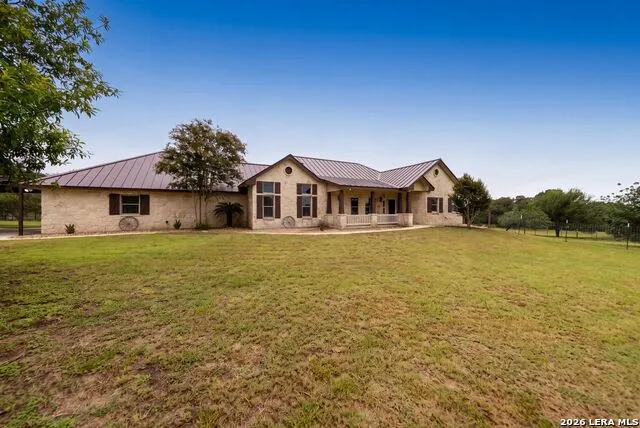 147 Rambling Trl La Vernia, TX 78121