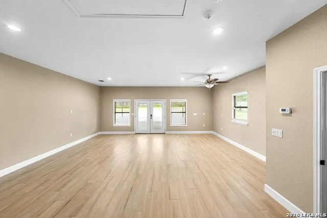 147 Rambling Trl La Vernia, TX 78121