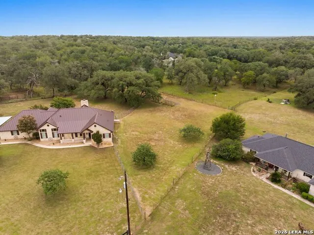 147 Rambling Trl La Vernia, TX 78121