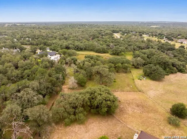 147 Rambling Trl La Vernia, TX 78121