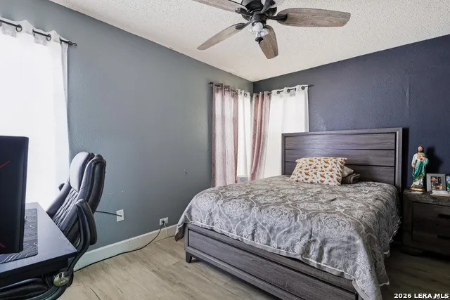 118 REDROCK DR San Antonio, TX 78213