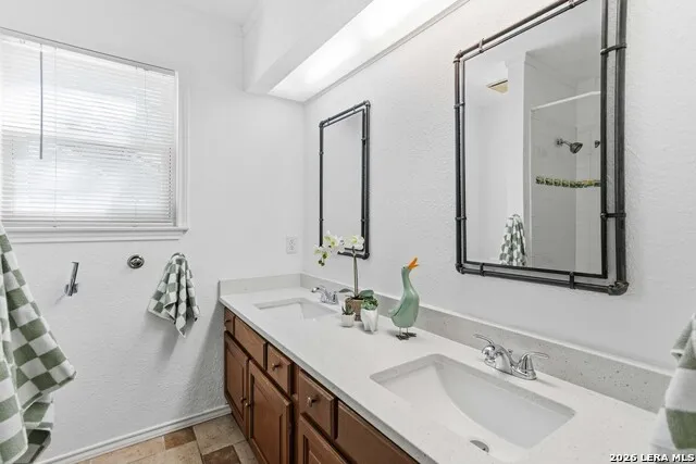 13603 Forest Walk San Antonio, TX 78231