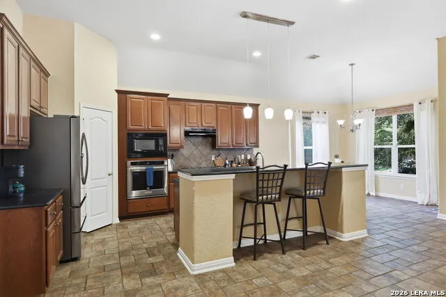 1302 GANAHL CT San Antonio, TX 78216