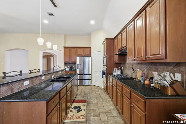 1302 GANAHL CT San Antonio, TX 78216