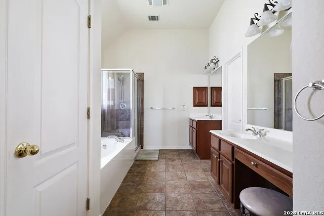 1302 GANAHL CT San Antonio, TX 78216