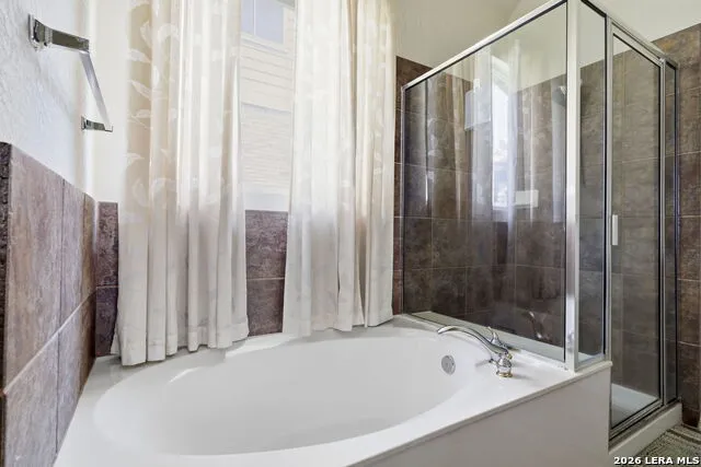 1302 GANAHL CT San Antonio, TX 78216