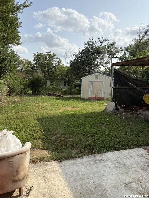206 IKE ST San Antonio, TX 78211