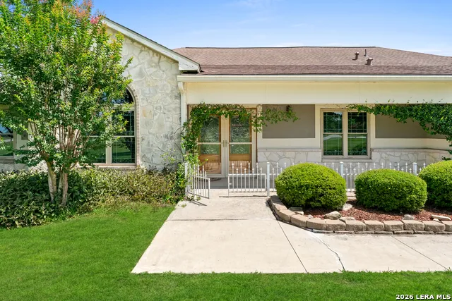 1143 CODY LN Marion, TX 78124