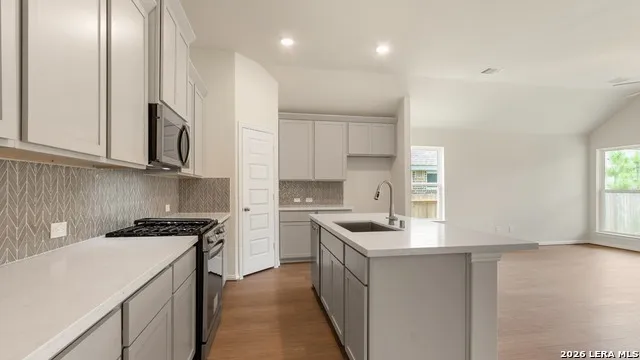 935 Creek Bed Drive New Braunfels, TX 78130