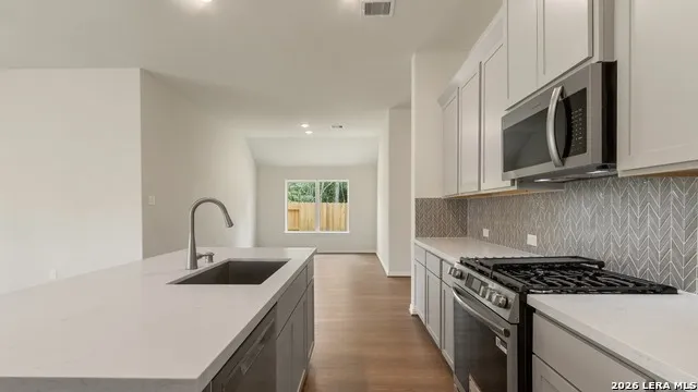 935 Creek Bed Drive New Braunfels, TX 78130