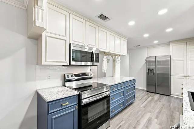 13623 Coleridge San Antonio, TX 78217