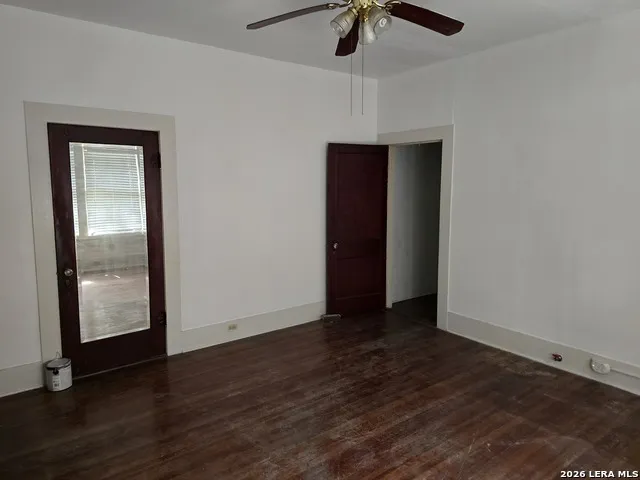 927 W Huisache San Antonio, TX 78201