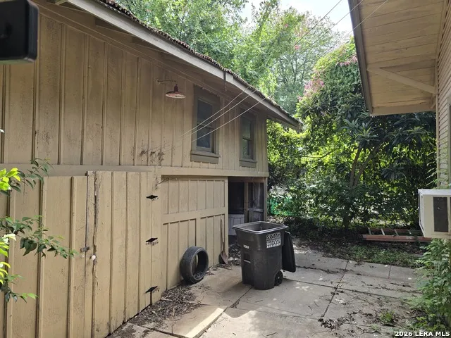927 W Huisache San Antonio, TX 78201